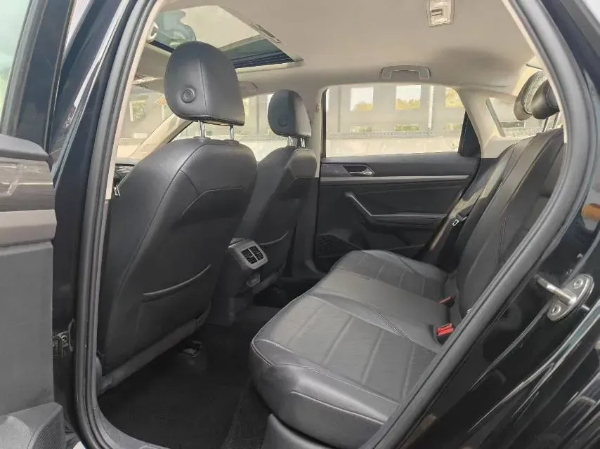 2019 Volkswagen Lavida 1.2T 116HP L4 7DCT,autocango,china used car exporter,china ev exporter,chinese used car exporter,chinese used ev exporter