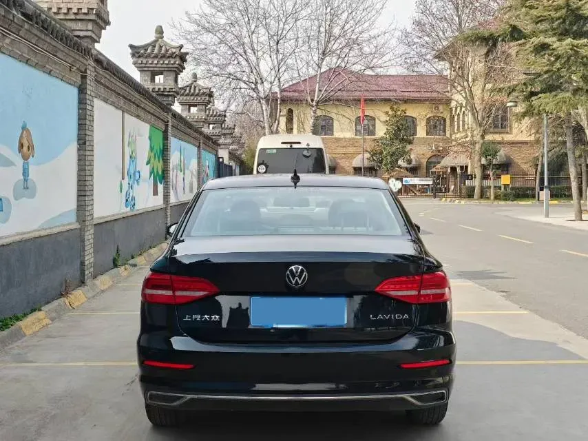 2019 Volkswagen Lavida 1.2T 116HP L4 7DCT,autocango,china used car exporter,china ev exporter,chinese used car exporter,chinese used ev exporter