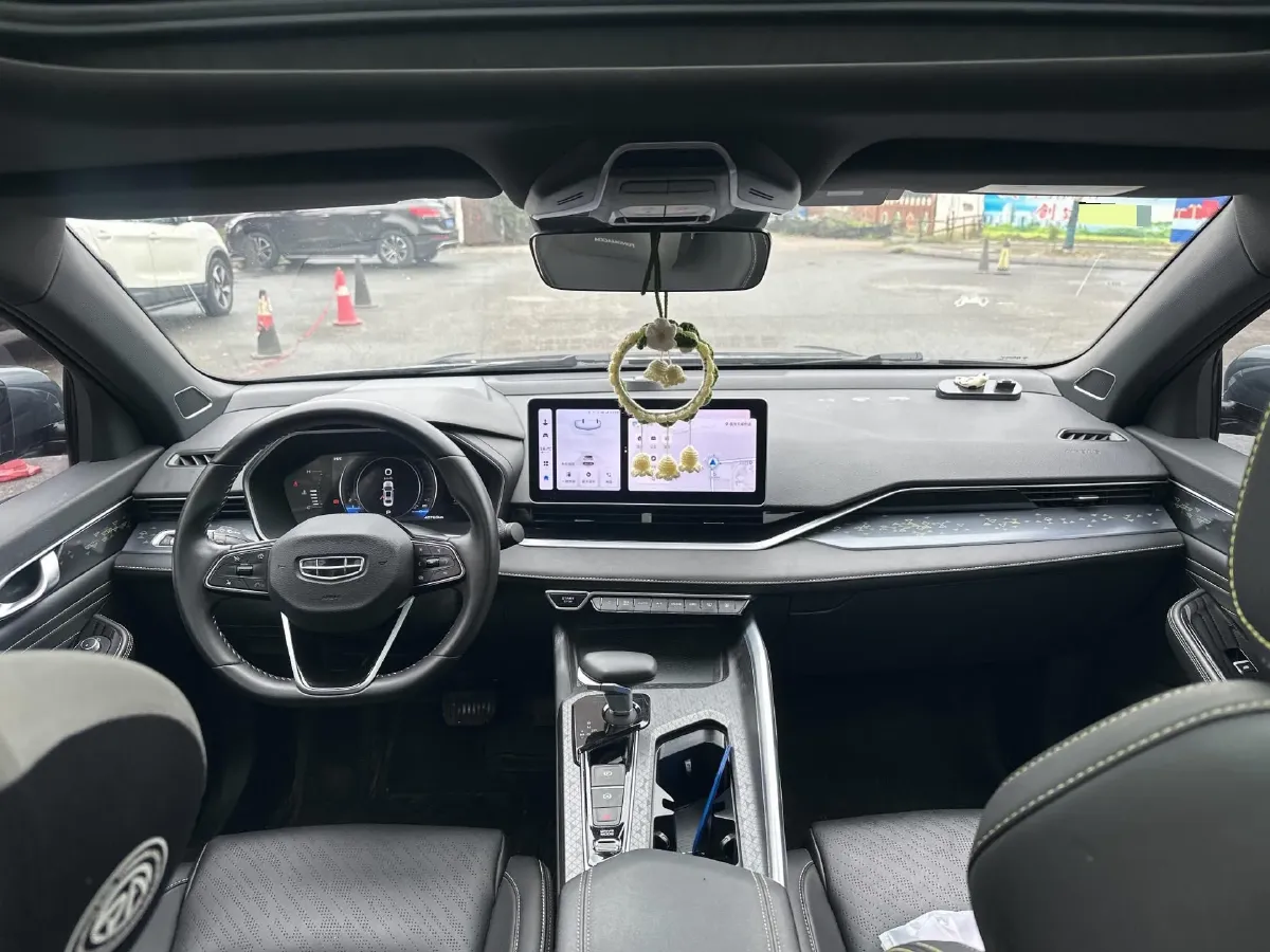 2023 Geely Preface 1.5T 181HP L4 7DCT,autocango,china used car exporter,china ev exporter,chinese used car exporter,chinese used ev exporter