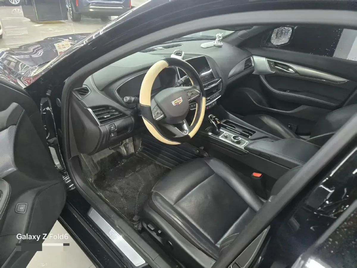 2023 Cadillac CT5 2.0T 237HP L4 10AT,autocango,china used car exporter,china ev exporter,chinese used car exporter,chinese used ev exporter