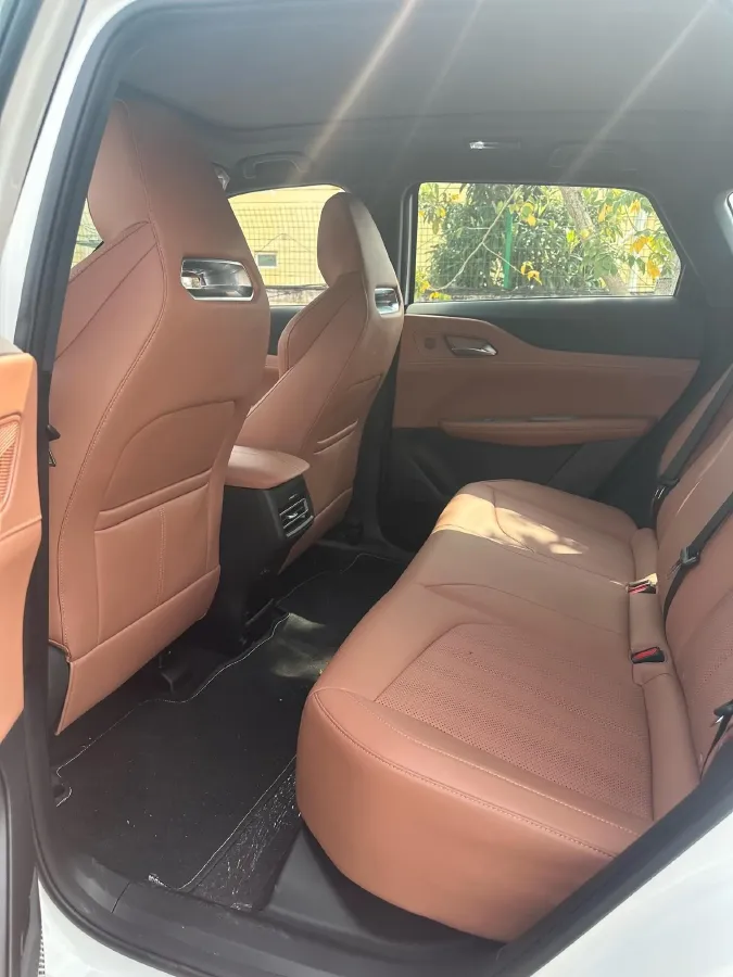 2025 ChangAn UNI-Z 1.5L 98HP L4 E-CVT PHEV,autocango,china used car exporter,china ev exporter,chinese used car exporter,chinese used ev exporter