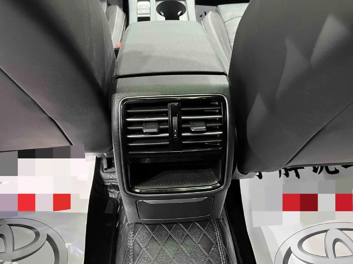 2020 Volkswagen Magotan 1.4T 150HP L4 7DCT,autocango,china used car exporter,china ev exporter,chinese used car exporter,chinese used ev exporter