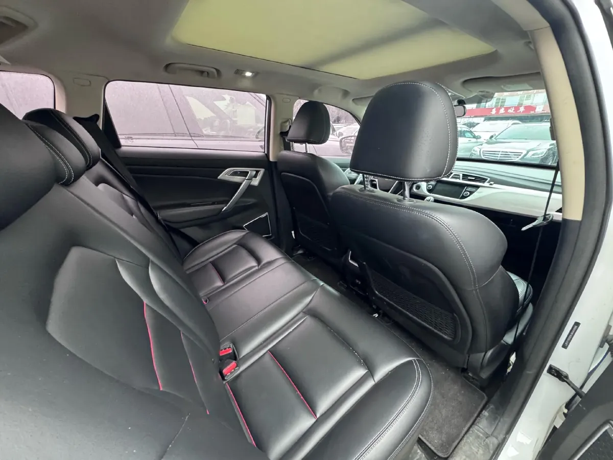 2018 Geely Azkarra 2.0L 141HP L4 6MT,autocango,china used car exporter,china ev exporter,chinese used car exporter,chinese used ev exporter