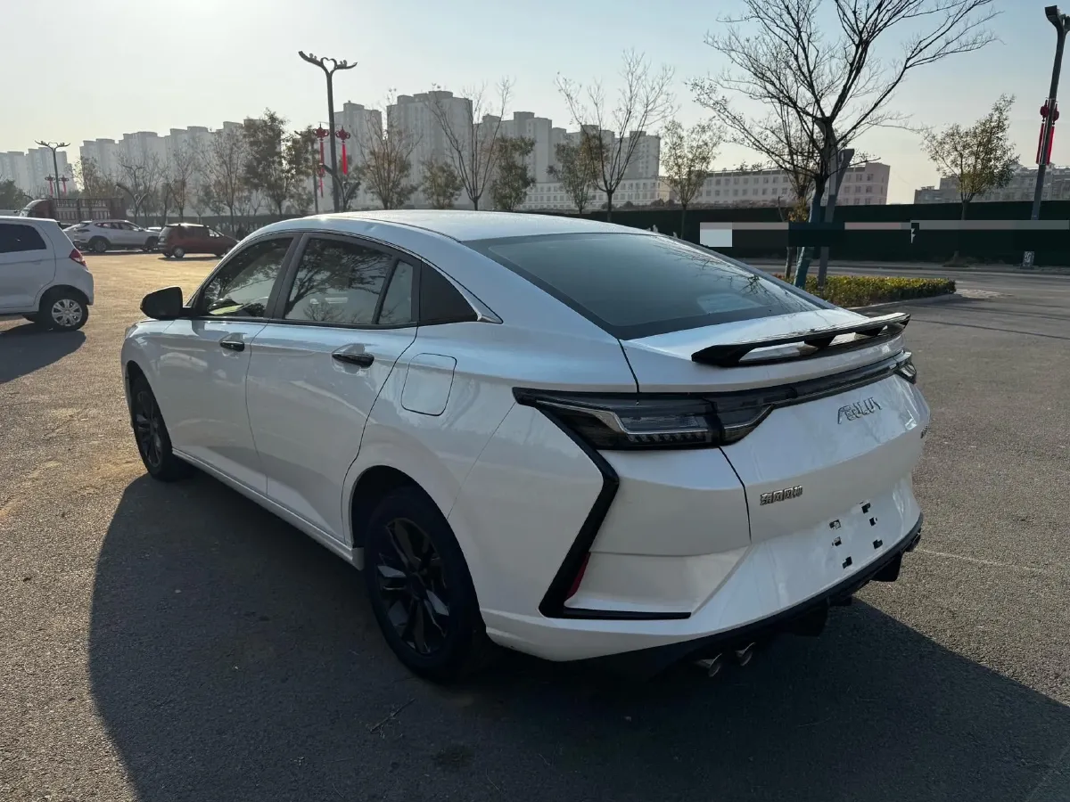 2023 DongFeng Aeolus YiXuan 1.5L 125HP L4 6DCT,autocango,china used car exporter,china ev exporter,chinese used car exporter,chinese used ev exporter