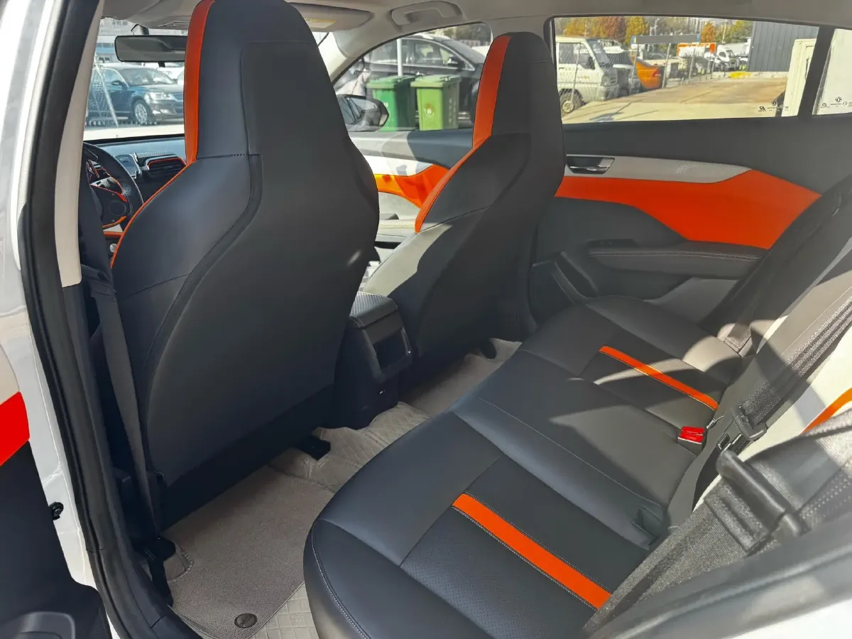 2023 DongFeng Aeolus YiXuan 1.5L 125HP L4 6DCT,autocango,china used car exporter,china ev exporter,chinese used car exporter,chinese used ev exporter