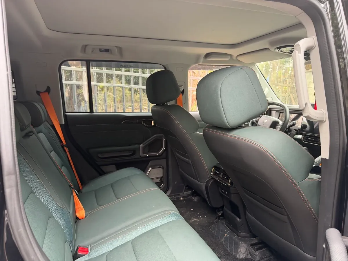 2023 Jetour Traveller 2.0T 254HP L4 7DCT,autocango,china used car exporter,china ev exporter,chinese used car exporter,chinese used ev exporter