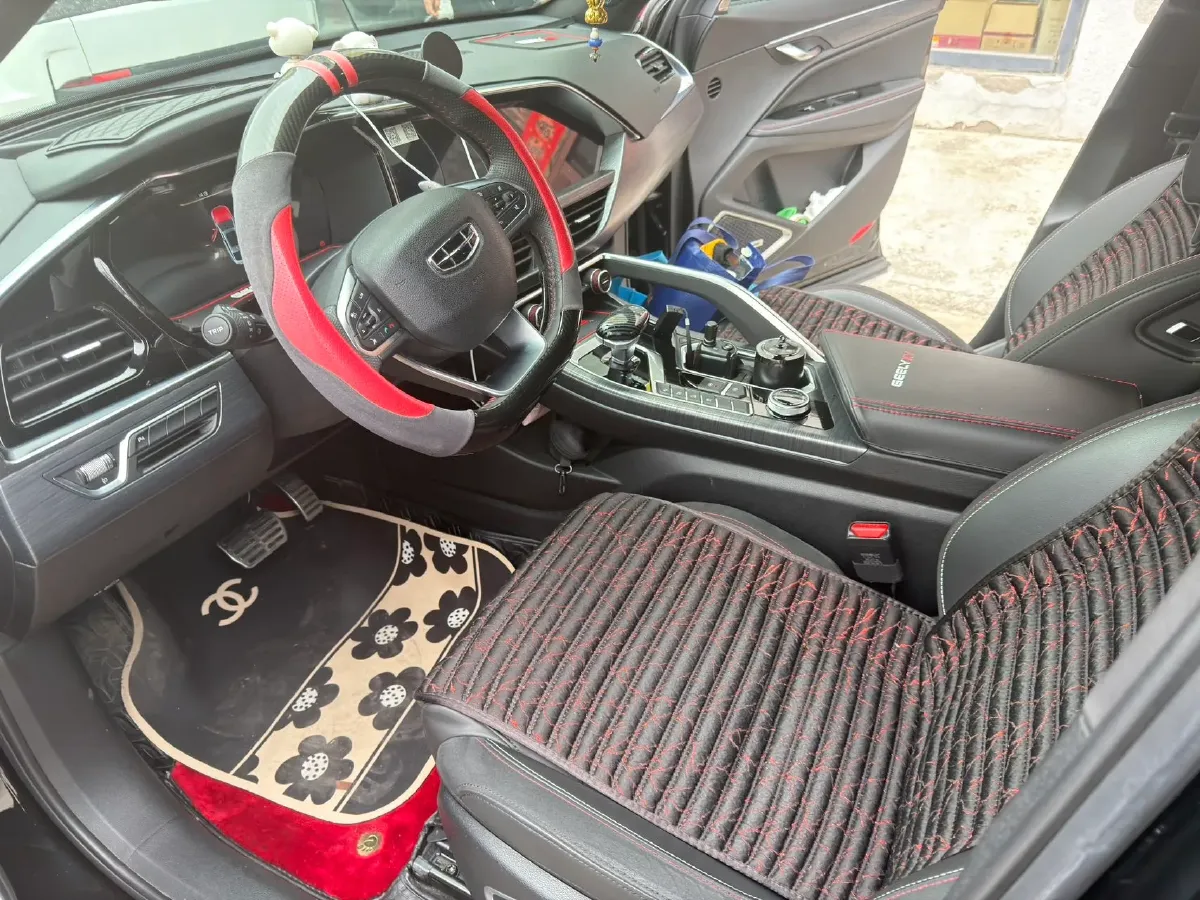 2020 Geely Tugella 2.0T 238HP L4 8AT,autocango,china used car exporter,china ev exporter,chinese used car exporter,chinese used ev exporter