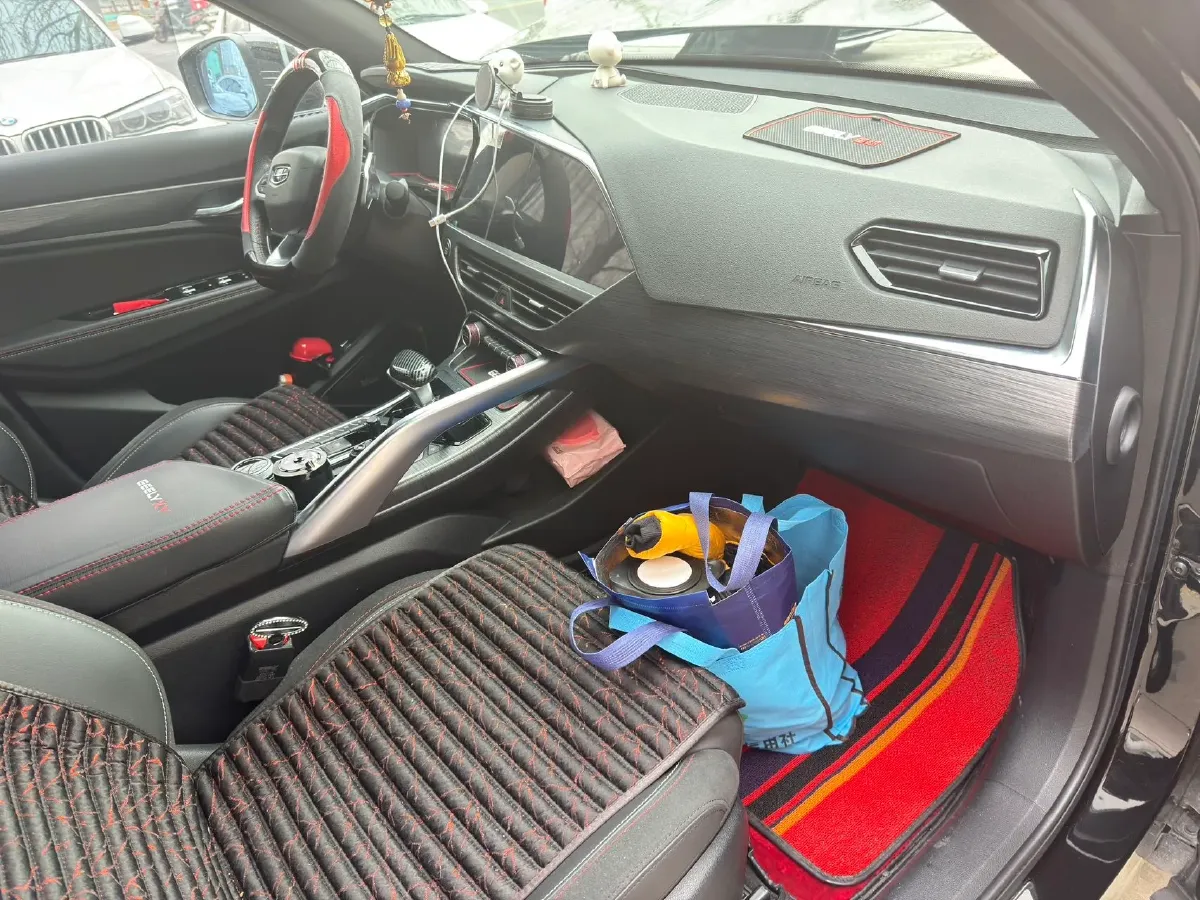 2020 Geely Tugella 2.0T 238HP L4 8AT,autocango,china used car exporter,china ev exporter,chinese used car exporter,chinese used ev exporter