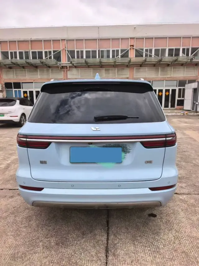 2021 Li ONE Range Extended 131HP REEV 40.5KWH,autocango,china used car exporter,china ev exporter,chinese used car exporter,chinese used ev exporter