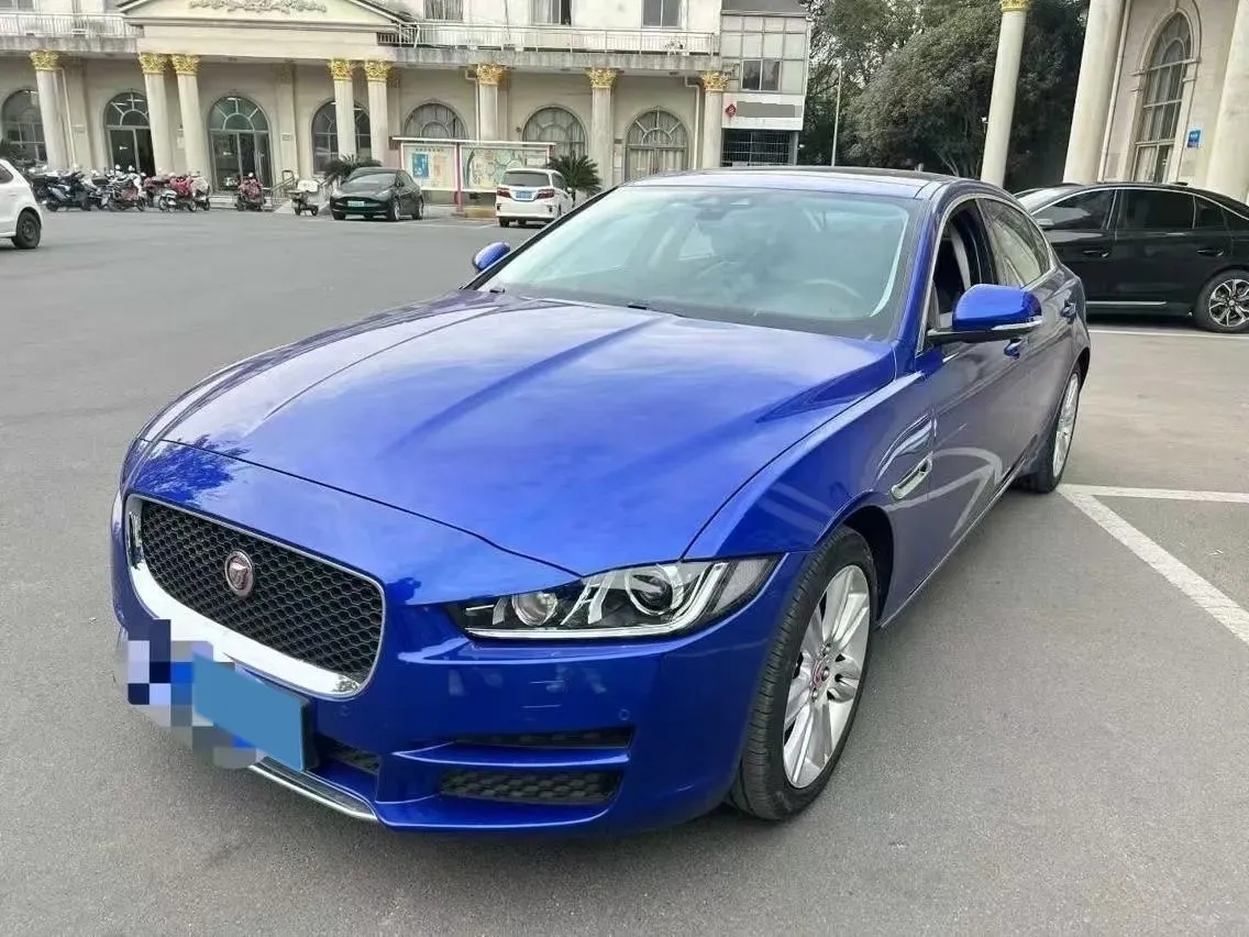 2020 Jaguar XEL 2.0T 200HP L4 8AT,autocango,china used car exporter,china ev exporter,chinese used car exporter,chinese used ev exporter