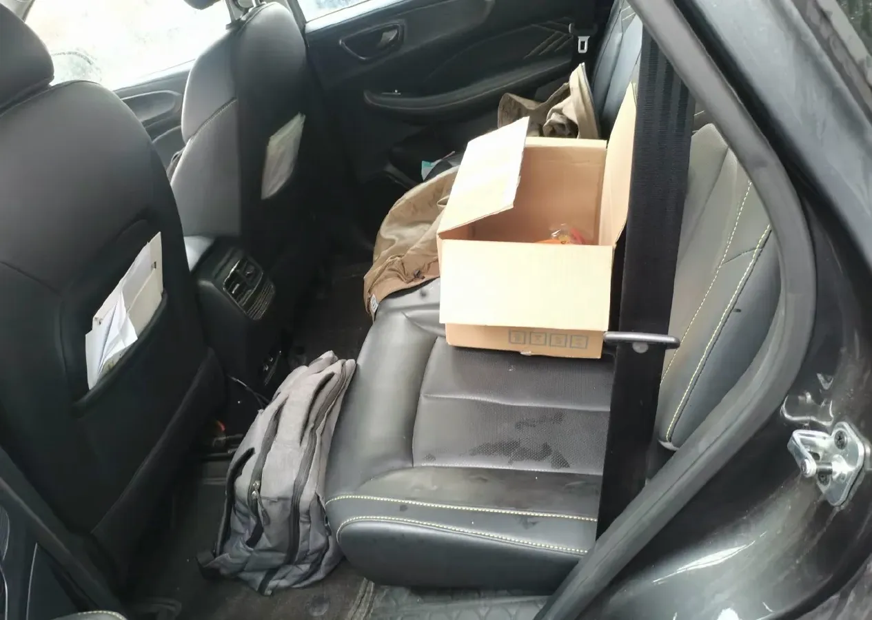 2021 Roewe RX5 1.5T 181HP L4 7DCT,autocango,china used car exporter,china ev exporter,chinese used car exporter,chinese used ev exporter