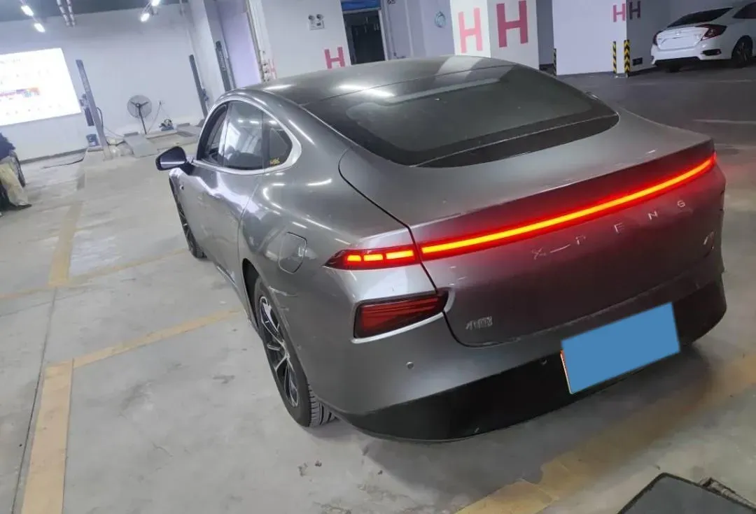 2021 Xpeng P7 BEV 60.2KWH,autocango,china used car exporter,china ev exporter,chinese used car exporter,chinese used ev exporter