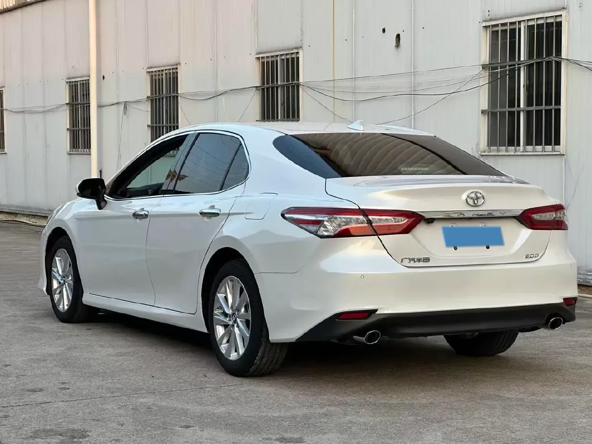 2023 Toyota Camry 2.0L 177HP L4 CVT,autocango,china used car exporter,china ev exporter,chinese used car exporter,chinese used ev exporter