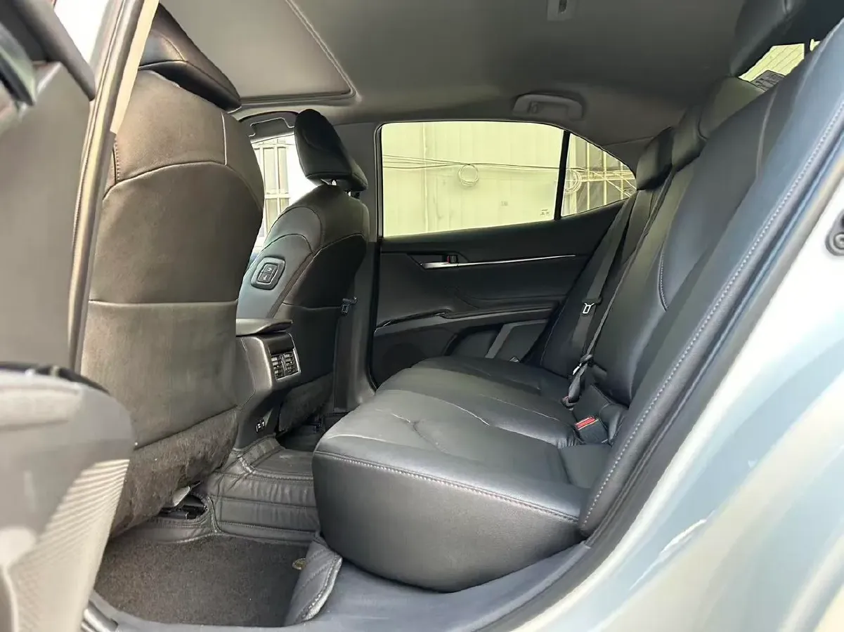 2023 Toyota Camry 2.0L 177HP L4 CVT,autocango,china used car exporter,china ev exporter,chinese used car exporter,chinese used ev exporter