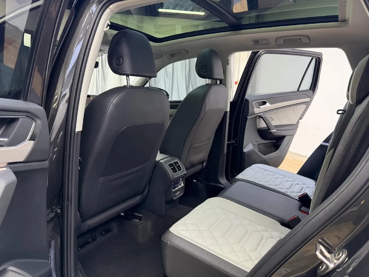 2023 Volkswagen Tayron 1.4T 150HP L4 7DCT,autocango,china used car exporter,china ev exporter,chinese used car exporter,chinese used ev exporter