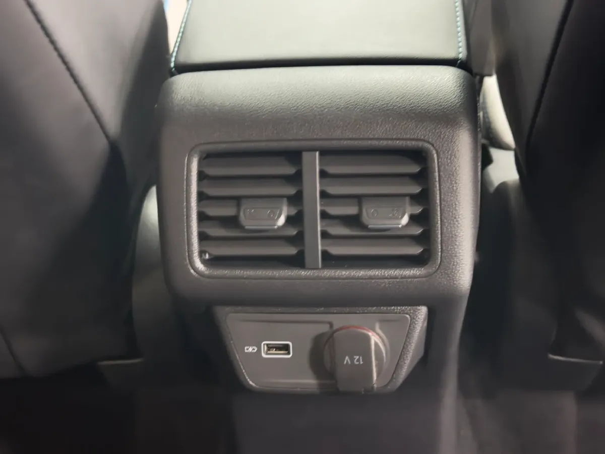 2022 Jetta VS5 1.4T 150HP L4 6AT,autocango,china used car exporter,china ev exporter,chinese used car exporter,chinese used ev exporter