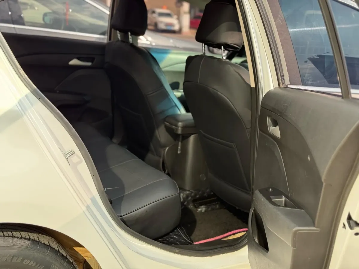 2019 Chevrolet Cavalier 1.5L 113HP L4 6AT,autocango,china used car exporter,china ev exporter,chinese used car exporter,chinese used ev exporter