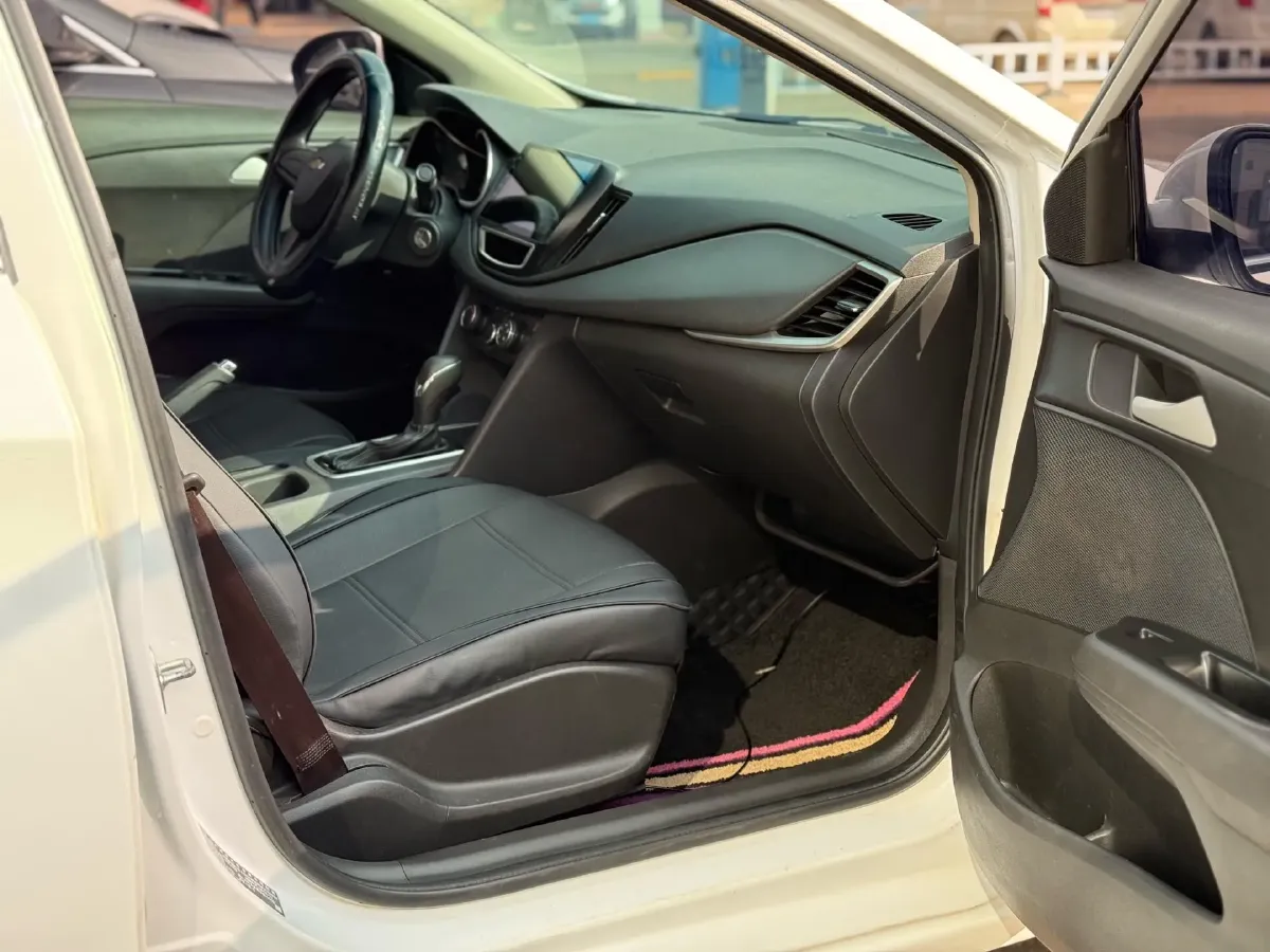 2019 Chevrolet Cavalier 1.5L 113HP L4 6AT,autocango,china used car exporter,china ev exporter,chinese used car exporter,chinese used ev exporter