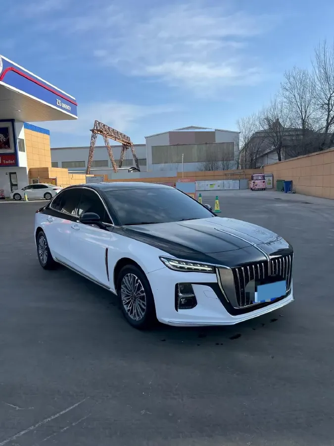 2023 HongQi H5 2.0T 224HP L4 8AT,autocango,china used car exporter,china ev exporter,chinese used car exporter,chinese used ev exporter