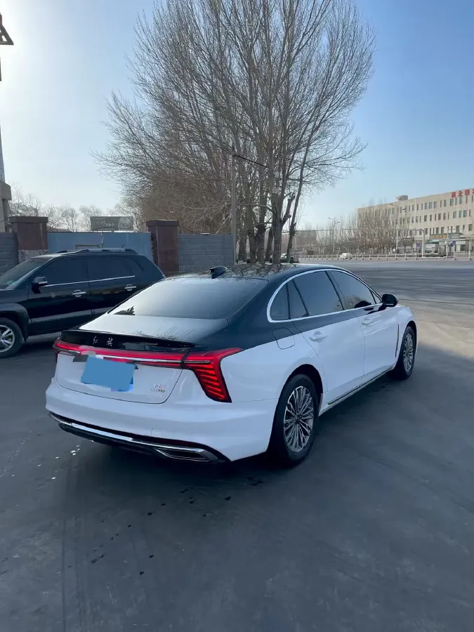 2023 HongQi H5 2.0T 224HP L4 8AT,autocango,china used car exporter,china ev exporter,chinese used car exporter,chinese used ev exporter