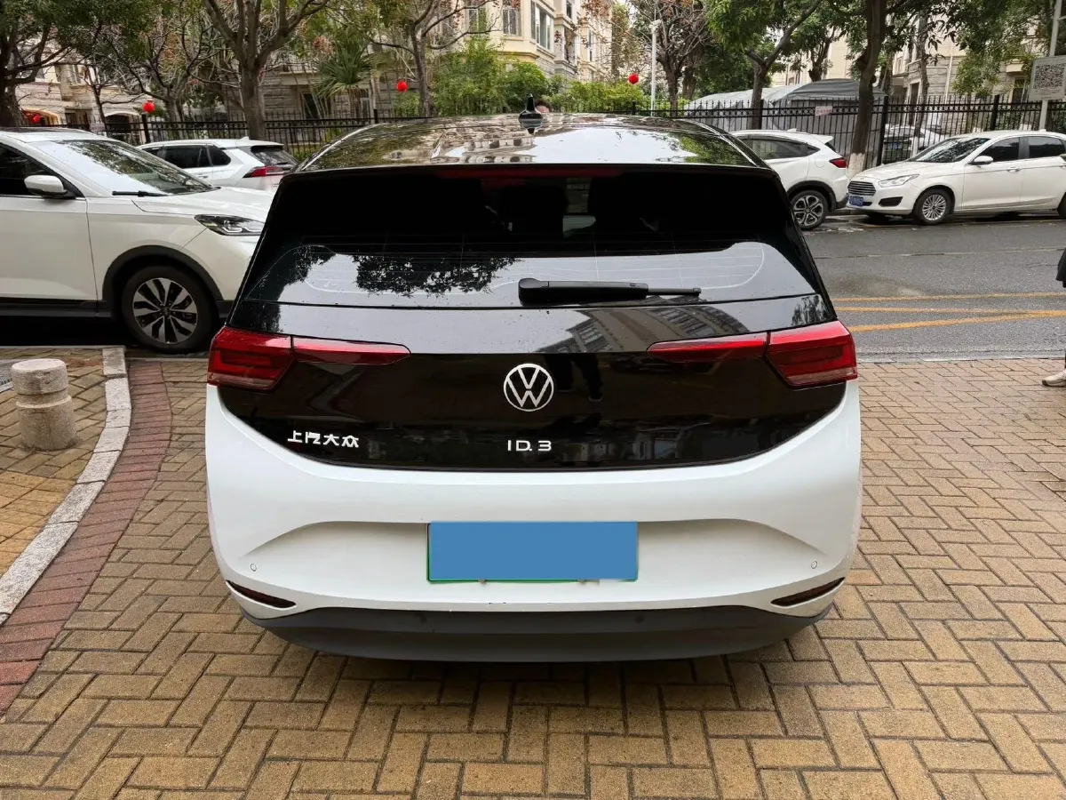 2023 Volkswagen Golf 1.4T 150HP L4 7DCT,autocango,china used car exporter,china ev exporter,chinese used car exporter,chinese used ev exporter