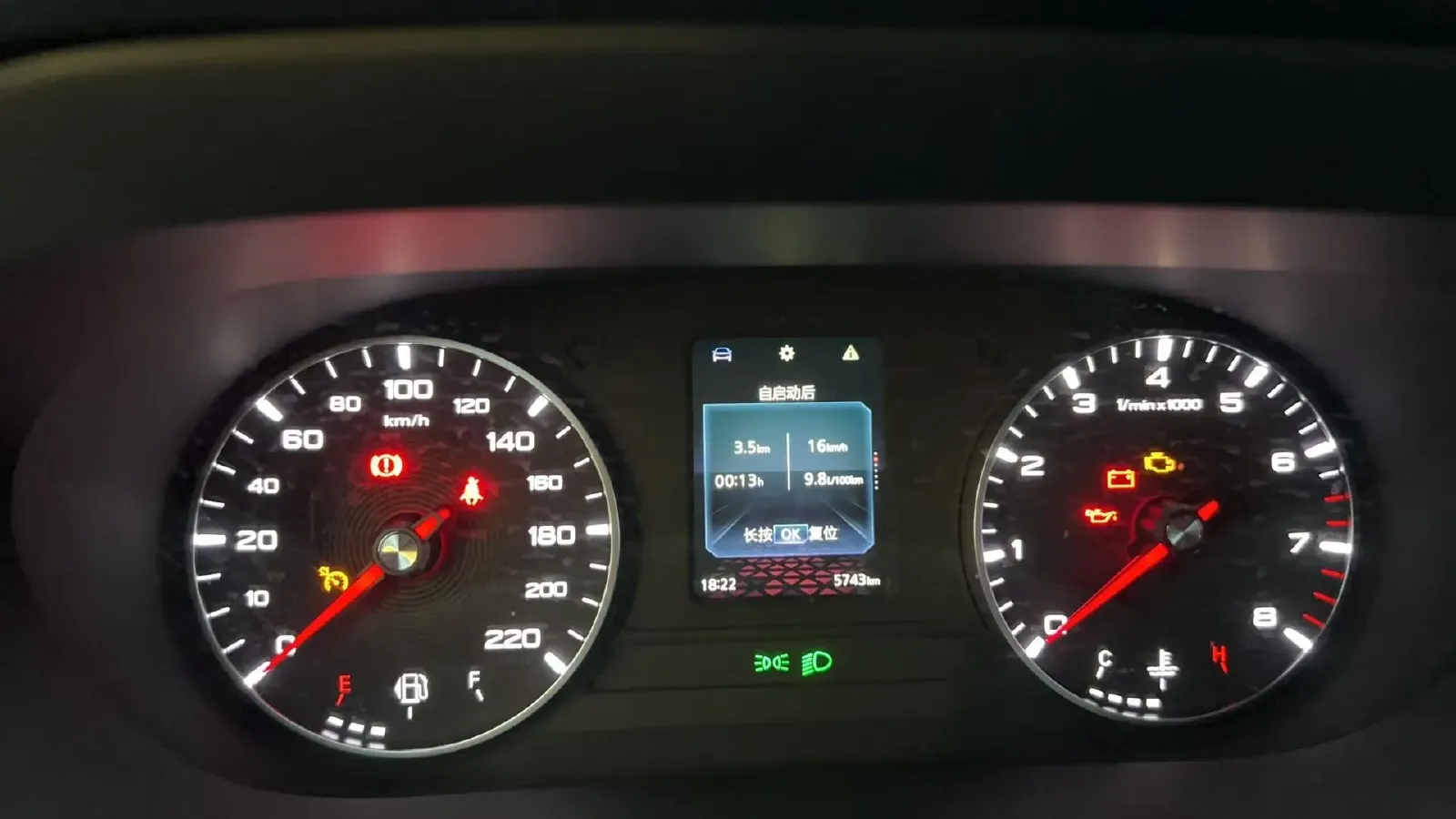 2023 MG 5 1.5L 129HP L4 5MT,autocango,china used car exporter,china ev exporter,chinese used car exporter,chinese used ev exporter