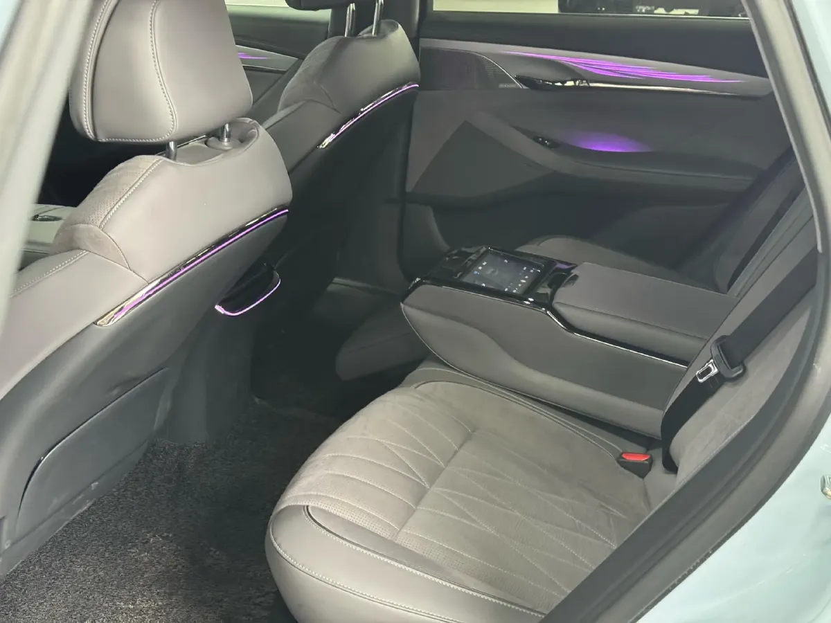 2023 Voyah ZhuiGuang BEV 82.11KWH,autocango,china used car exporter,china ev exporter,chinese used car exporter,chinese used ev exporter