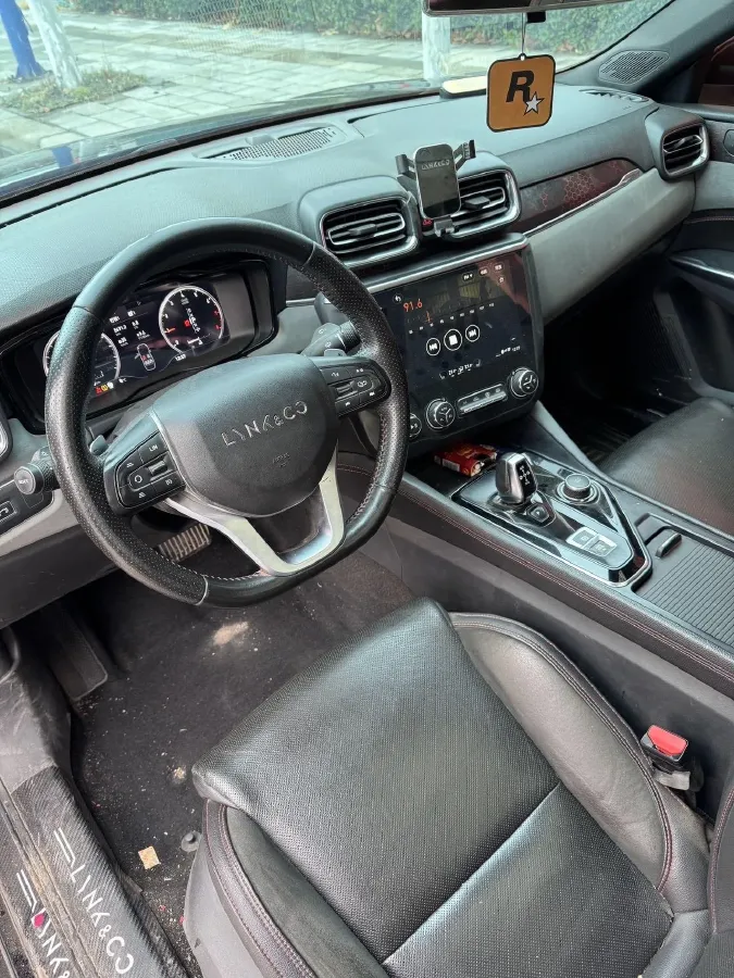 2019 Qoros 5 1.6T 197HP L4 7DCT,autocango,china used car exporter,china ev exporter,chinese used car exporter,chinese used ev exporter