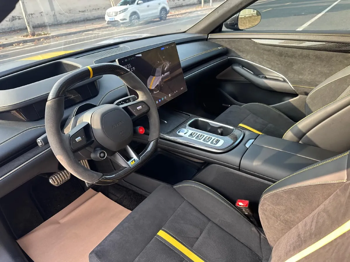 2025 MI SU7 Ultra BEV 93.7KWH,autocango,china used car exporter,china ev exporter,chinese used car exporter,chinese used ev exporter