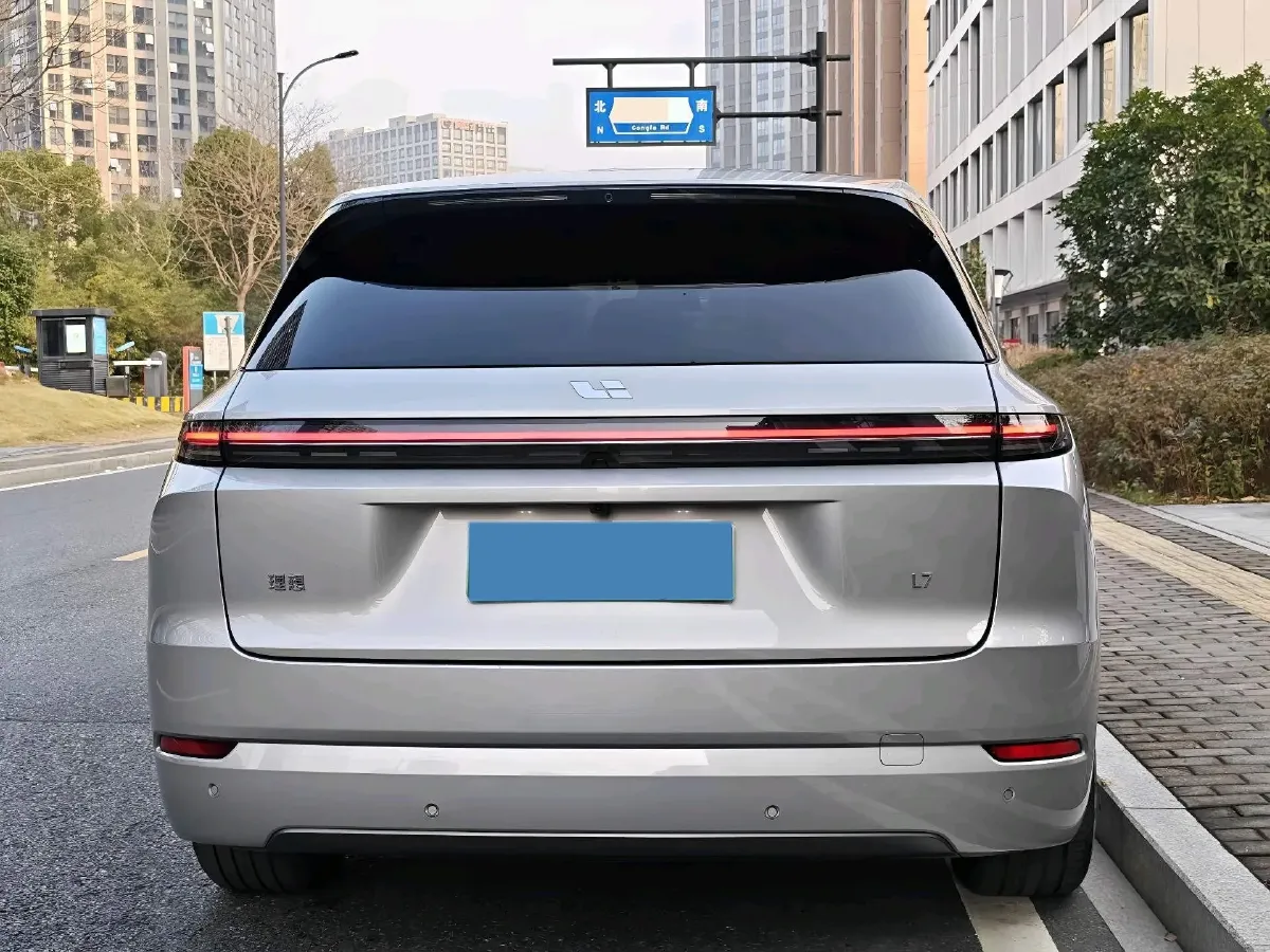 2024 Li L7 Range Extended 154HP REEV 42.8KWH,autocango,china used car exporter,china ev exporter,chinese used car exporter,chinese used ev exporter