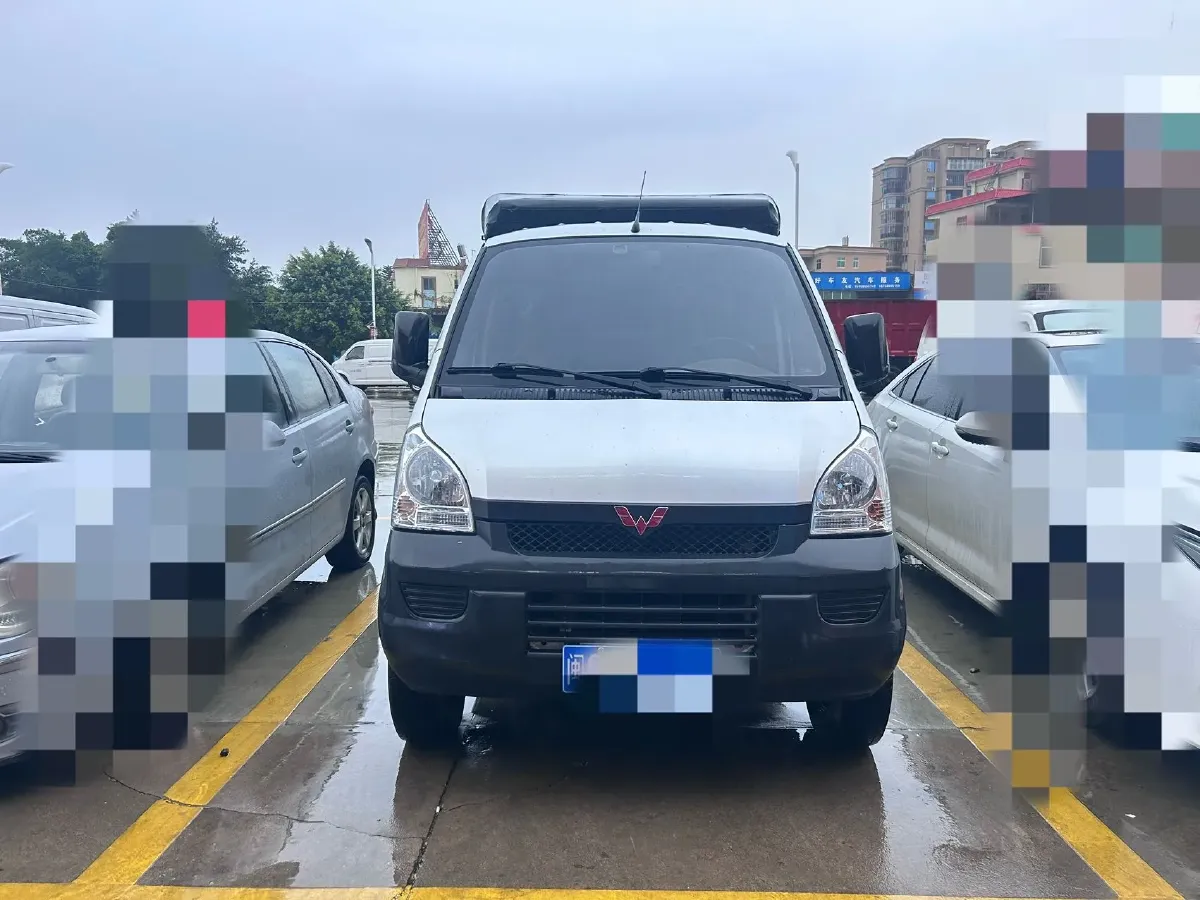 2022 WuLing RongGuang Mini Truck 1.5L 99HP L4 5MT,autocango,china used car exporter,china ev exporter,chinese used car exporter,chinese used ev exporter