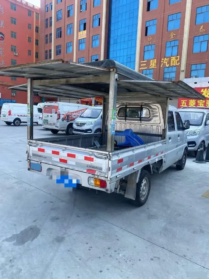 2022 WuLing RongGuang Mini Truck 1.5L 99HP L4 5MT,autocango,china used car exporter,china ev exporter,chinese used car exporter,chinese used ev exporter