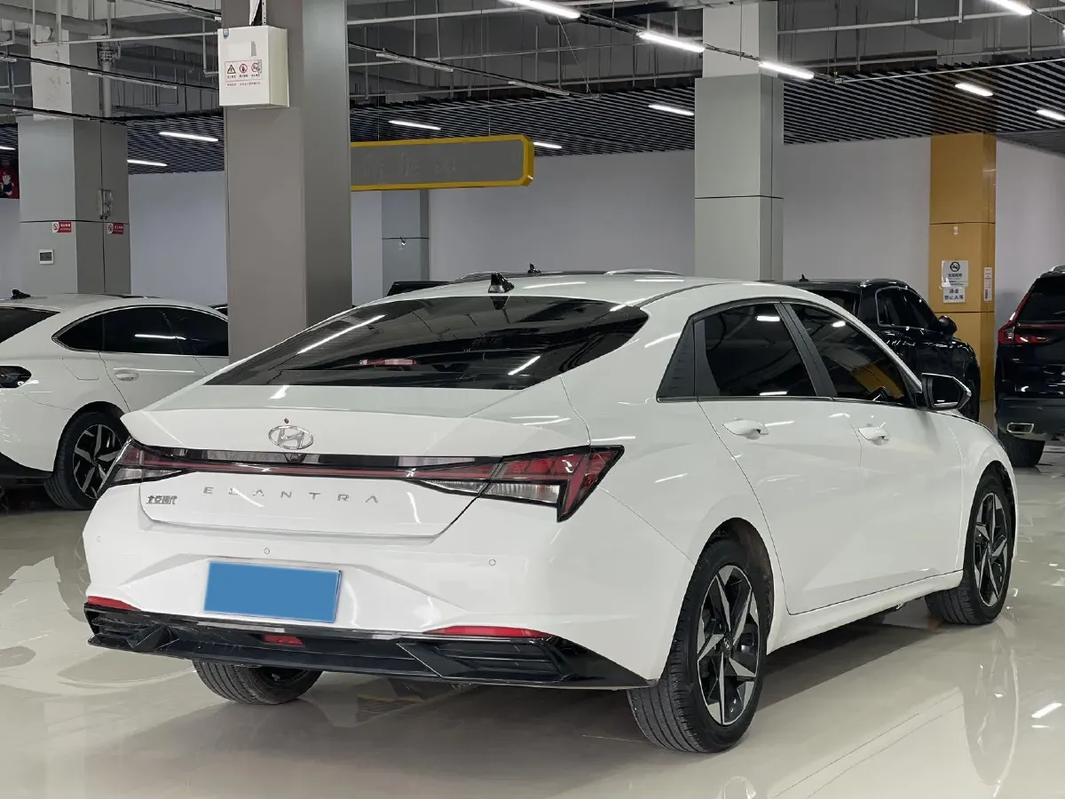 2022 Hyundai Elantra 1.5L 115HP L4 CVT,autocango,china used car exporter,china ev exporter,chinese used car exporter,chinese used ev exporter