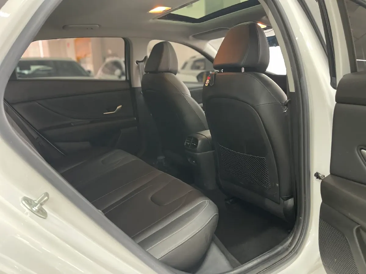 2022 Hyundai Elantra 1.5L 115HP L4 CVT,autocango,china used car exporter,china ev exporter,chinese used car exporter,chinese used ev exporter