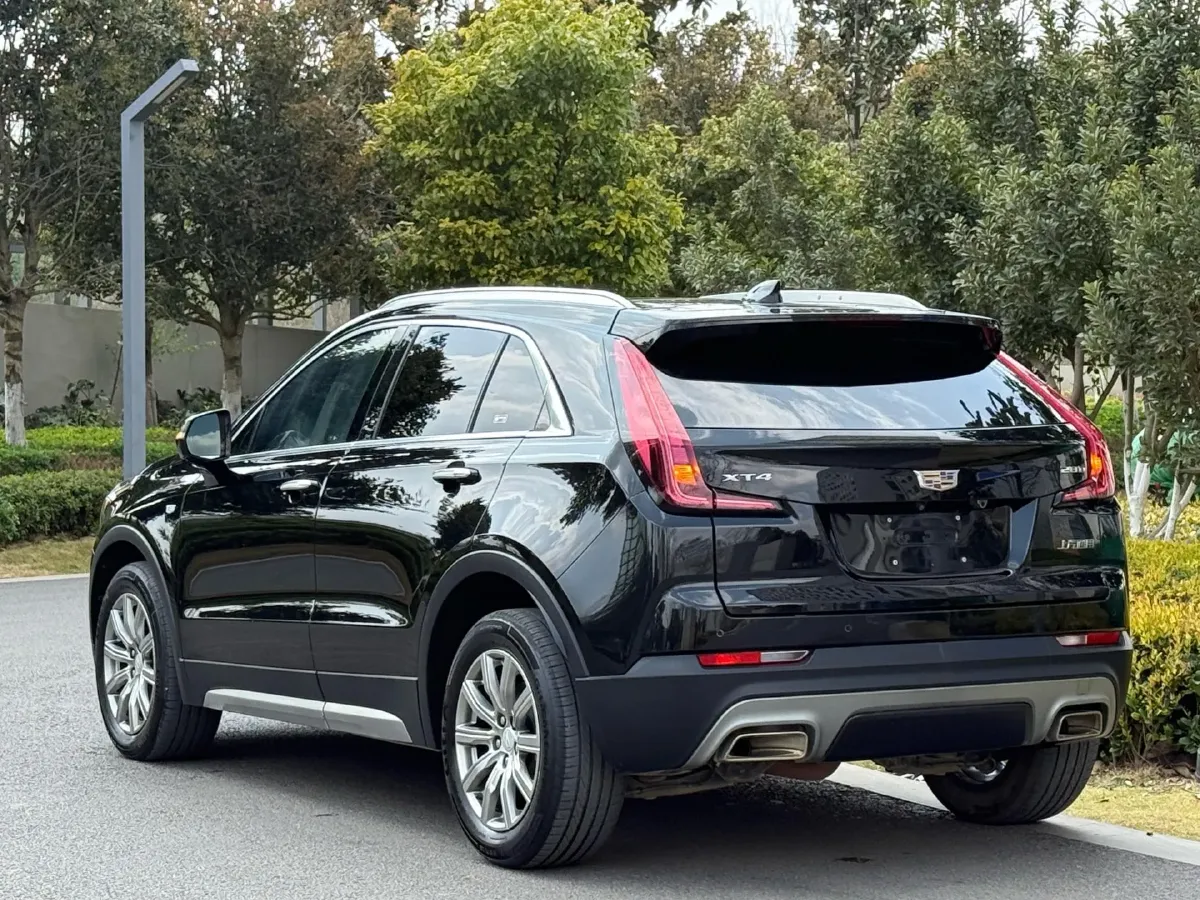 2020 Cadillac XT4 2.0T 241HP L4 9AT,autocango,china used car exporter,china ev exporter,chinese used car exporter,chinese used ev exporter