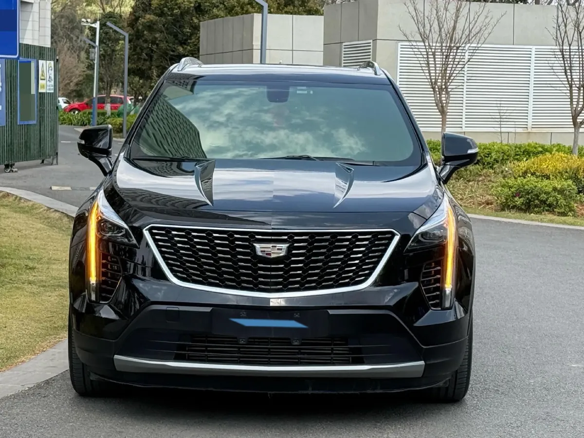 2020 Cadillac XT4 2.0T 241HP L4 9AT,autocango,china used car exporter,china ev exporter,chinese used car exporter,chinese used ev exporter