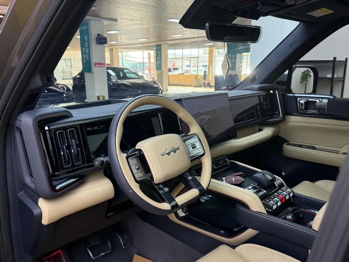 2023 FangChengBao Bao 5 1.5T 194HP L4 E-CVT PHEV 31.8KWH,autocango,china used car exporter,china ev exporter,chinese used car exporter,chinese used ev exporter