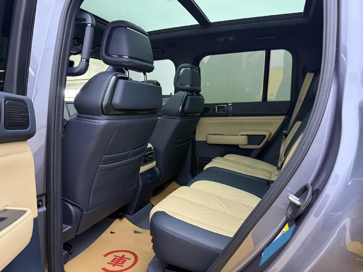 2023 FangChengBao Bao 5 1.5T 194HP L4 E-CVT PHEV 31.8KWH,autocango,china used car exporter,china ev exporter,chinese used car exporter,chinese used ev exporter