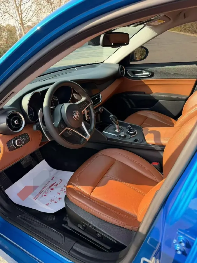 2017 Toyota Highlander 2.0T 220HP L4 6AT,autocango,china used car exporter,china ev exporter,chinese used car exporter,chinese used ev exporter