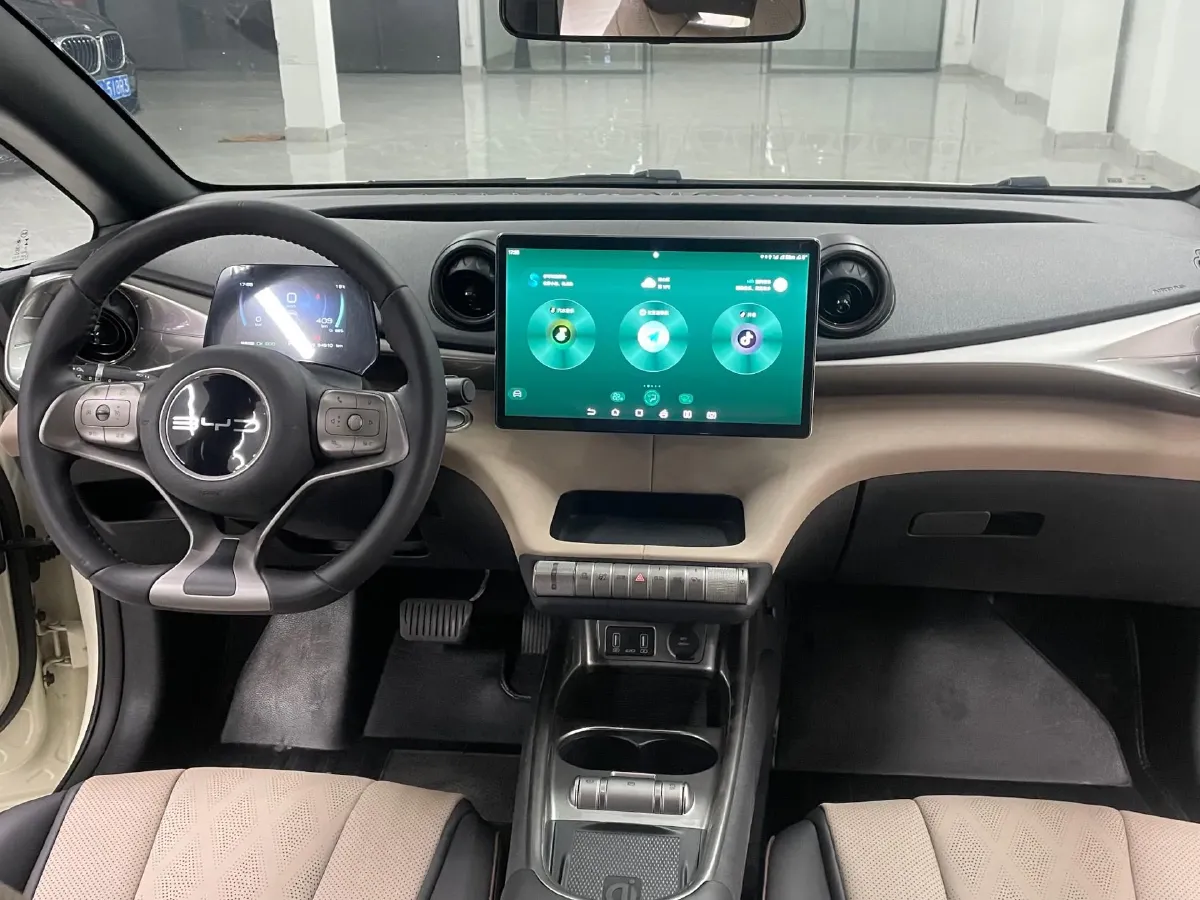 2023 BYD Dolphin BEV 44.928KWH,autocango,china used car exporter,china ev exporter,chinese used car exporter,chinese used ev exporter