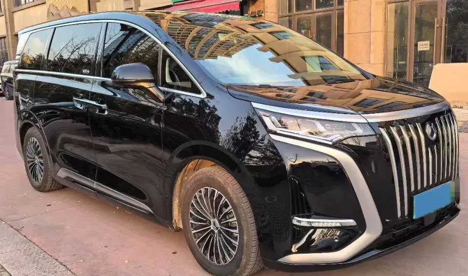 2022 Jaguar XFL 2.0T 250HP L4 8AT,autocango,china used car exporter,china ev exporter,chinese used car exporter,chinese used ev exporter