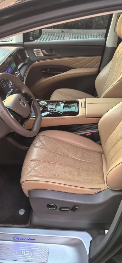 2022 Jaguar XFL 2.0T 250HP L4 8AT,autocango,china used car exporter,china ev exporter,chinese used car exporter,chinese used ev exporter