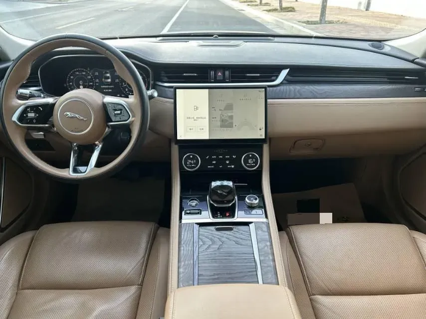 2021 Jaguar XFL 2.0T 250HP L4 8AT,autocango,china used car exporter,china ev exporter,chinese used car exporter,chinese used ev exporter