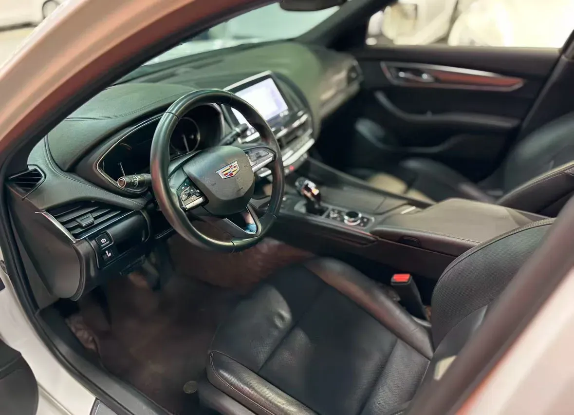 2022 Cadillac CT5 2.0T 237HP L4 10AT,autocango,china used car exporter,china ev exporter,chinese used car exporter,chinese used ev exporter