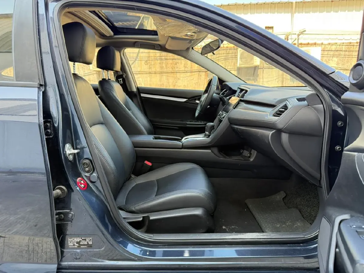 2019 Honda Civic 1.5T 177HP L4 CVT,autocango,china used car exporter,china ev exporter,chinese used car exporter,chinese used ev exporter