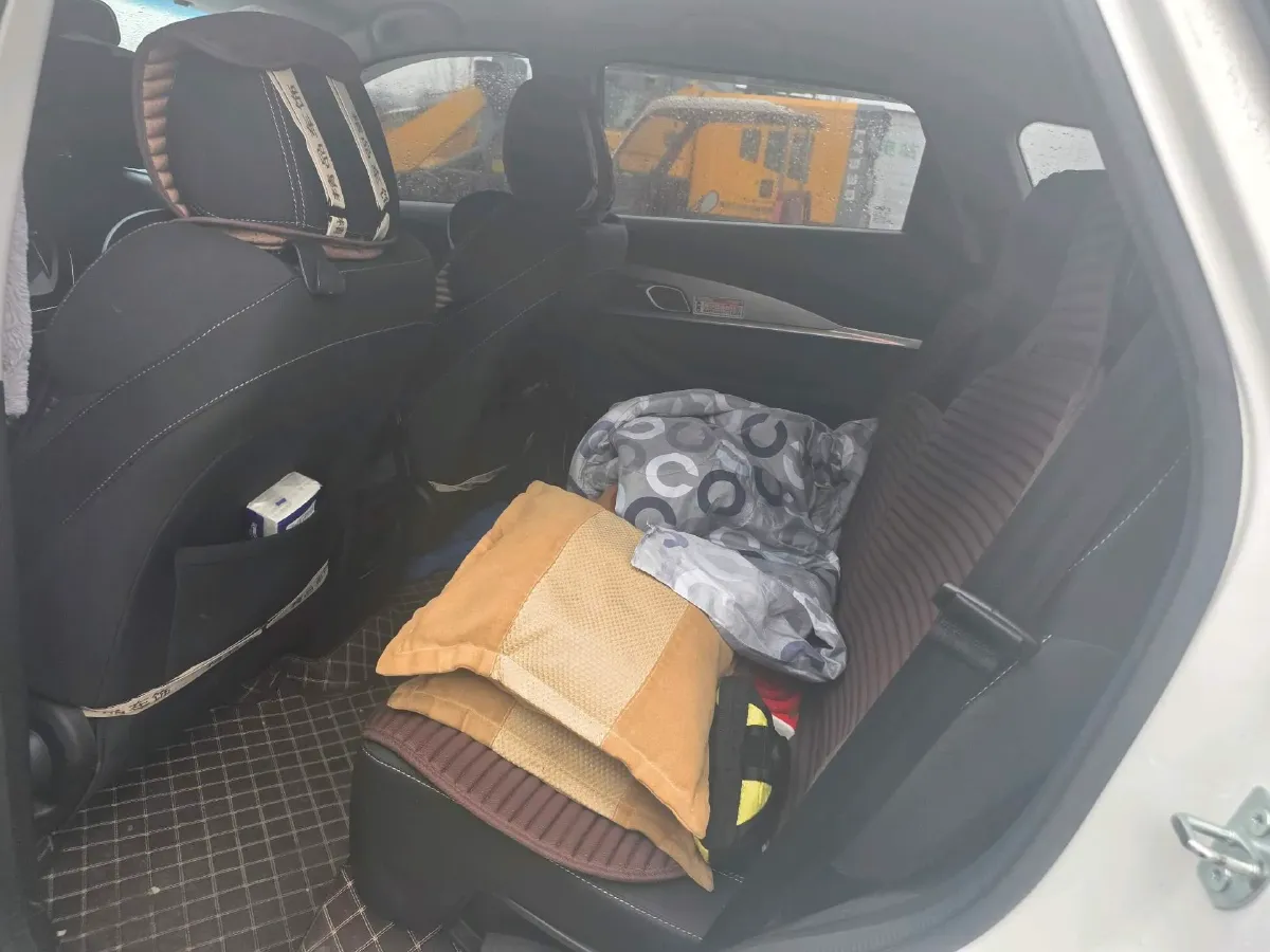 2022 Jetour X70M 1.5T 156HP L4 6MT,autocango,china used car exporter,china ev exporter,chinese used car exporter,chinese used ev exporter