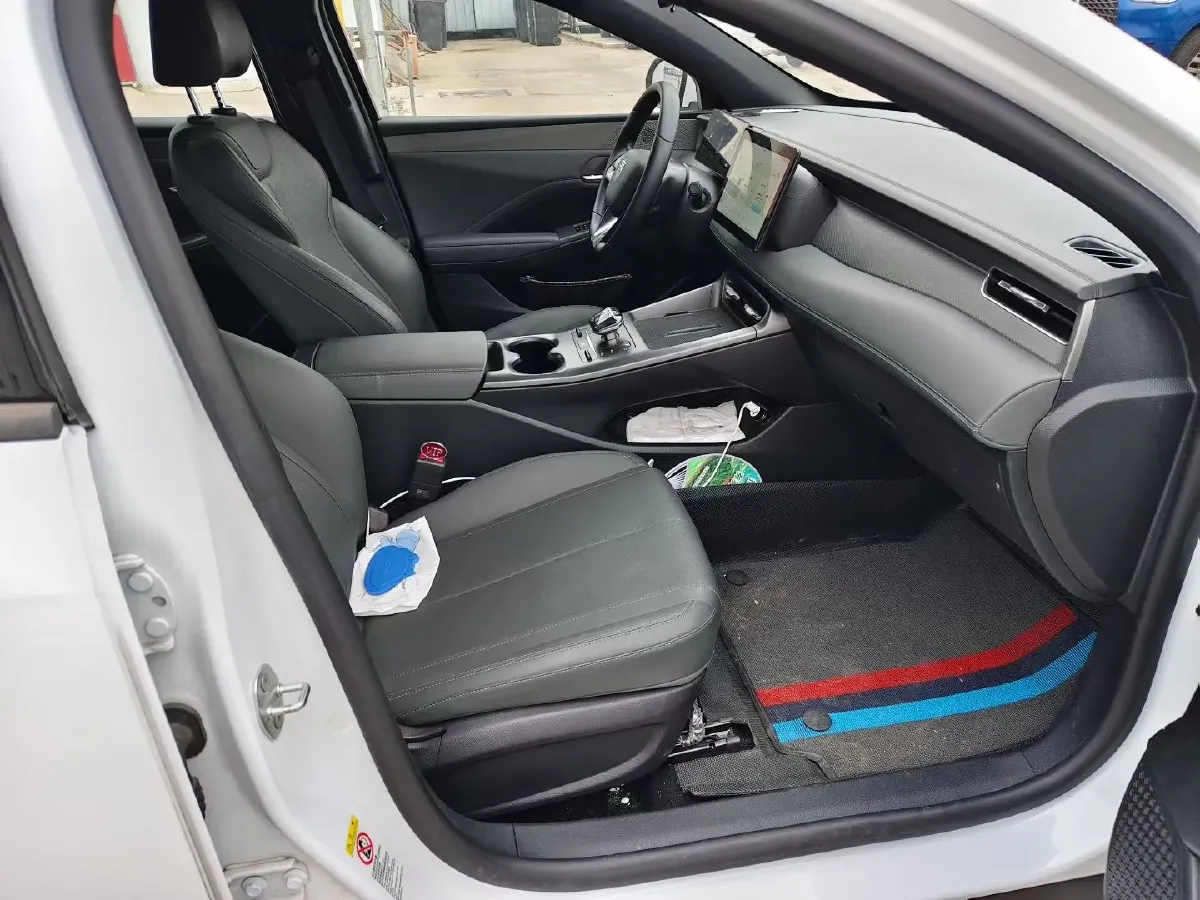 2025 BYD Seal05 DM-i 1.5L 101HP L4 E-CVT PHEV 7.68KWH,autocango,china used car exporter,china ev exporter,chinese used car exporter,chinese used ev exporter