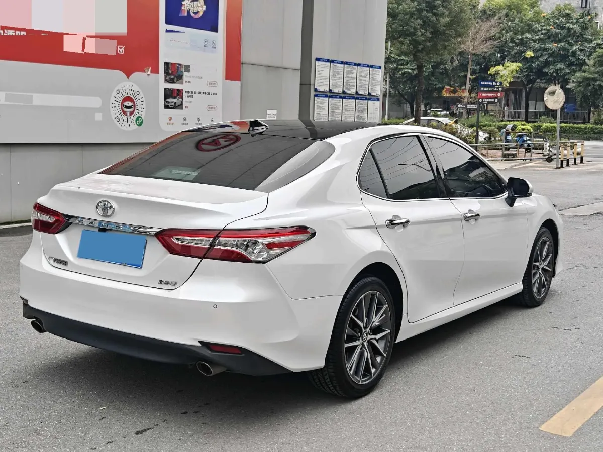 2021 Toyota Camry 2.5L 209HP L4 8AT,autocango,china used car exporter,china ev exporter,chinese used car exporter,chinese used ev exporter