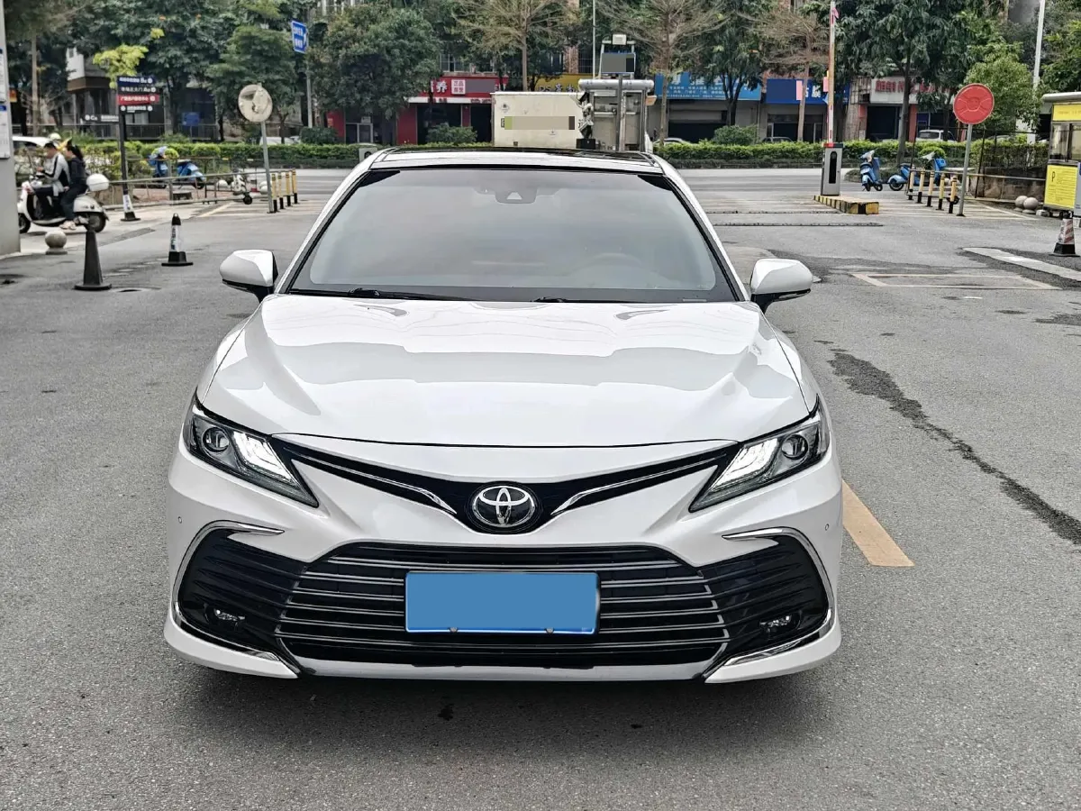 2021 Toyota Camry 2.5L 209HP L4 8AT,autocango,china used car exporter,china ev exporter,chinese used car exporter,chinese used ev exporter