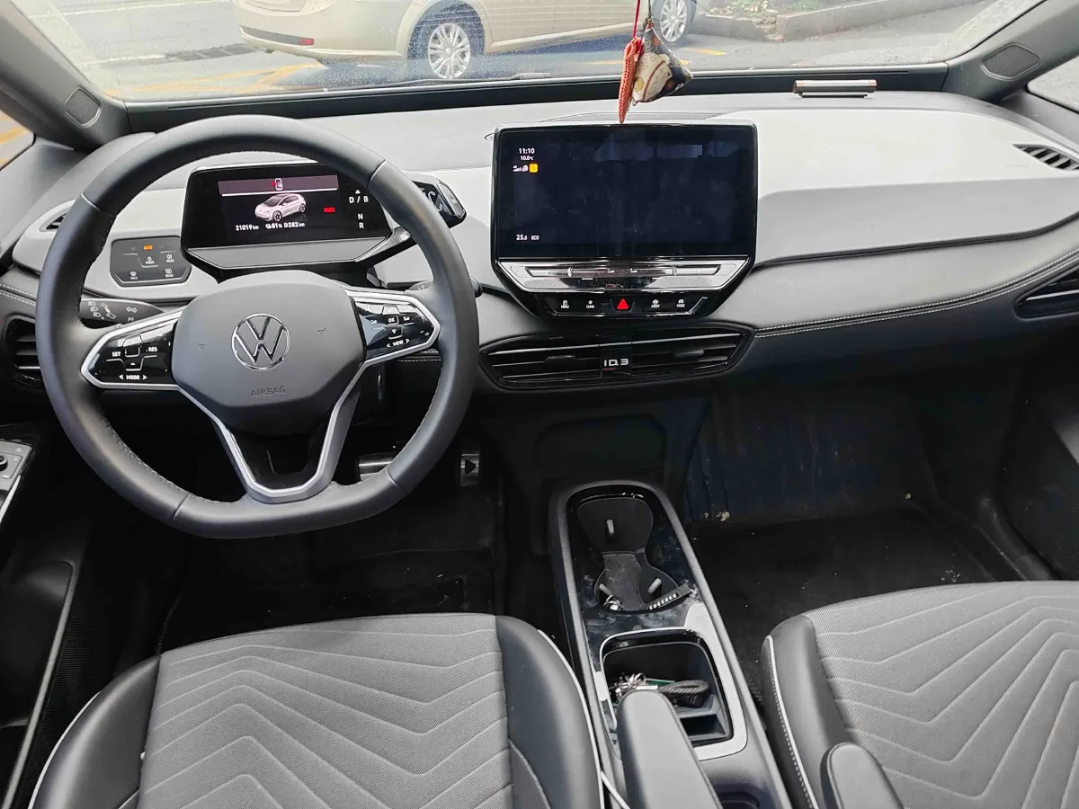 2024 Volkswagen ID.3 BEV 52.8KWH,autocango,china used car exporter,china ev exporter,chinese used car exporter,chinese used ev exporter